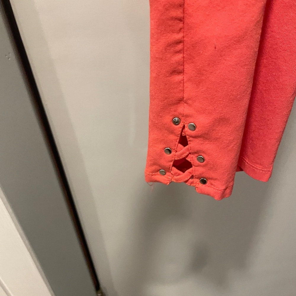 89th & Madison Women’s Coral Slim Fit ankle size large - Picture 4 of 7